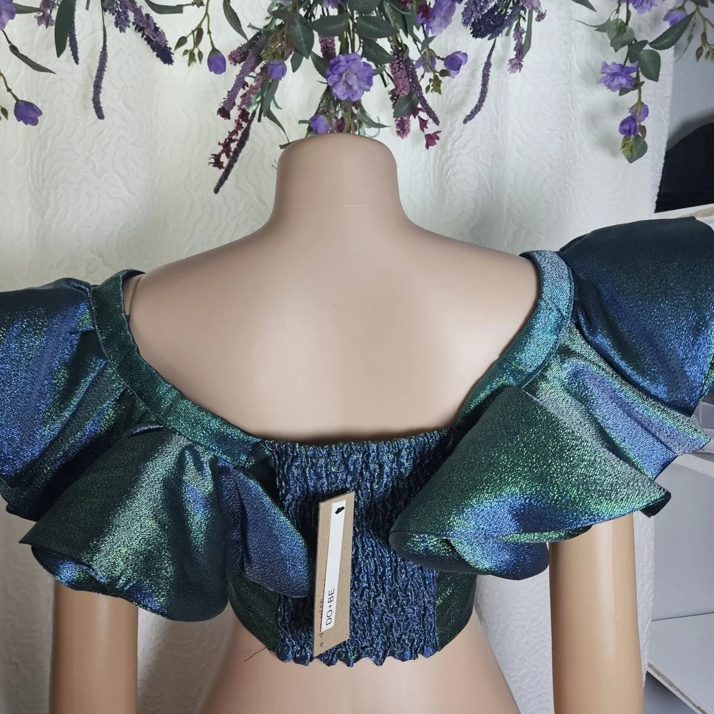DO+BE Blue and Green Puff Sleeve Crop Top - Picture 3 of 5